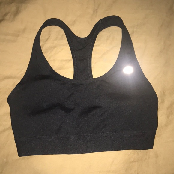 Sport bras - Picture 3 of 3